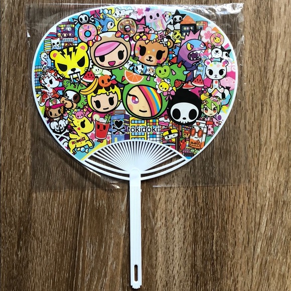 Tokidoki Fan - Picture 1 of 2